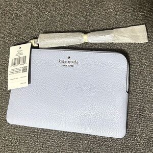 Kate Spade Leila medium L-zip wrislet